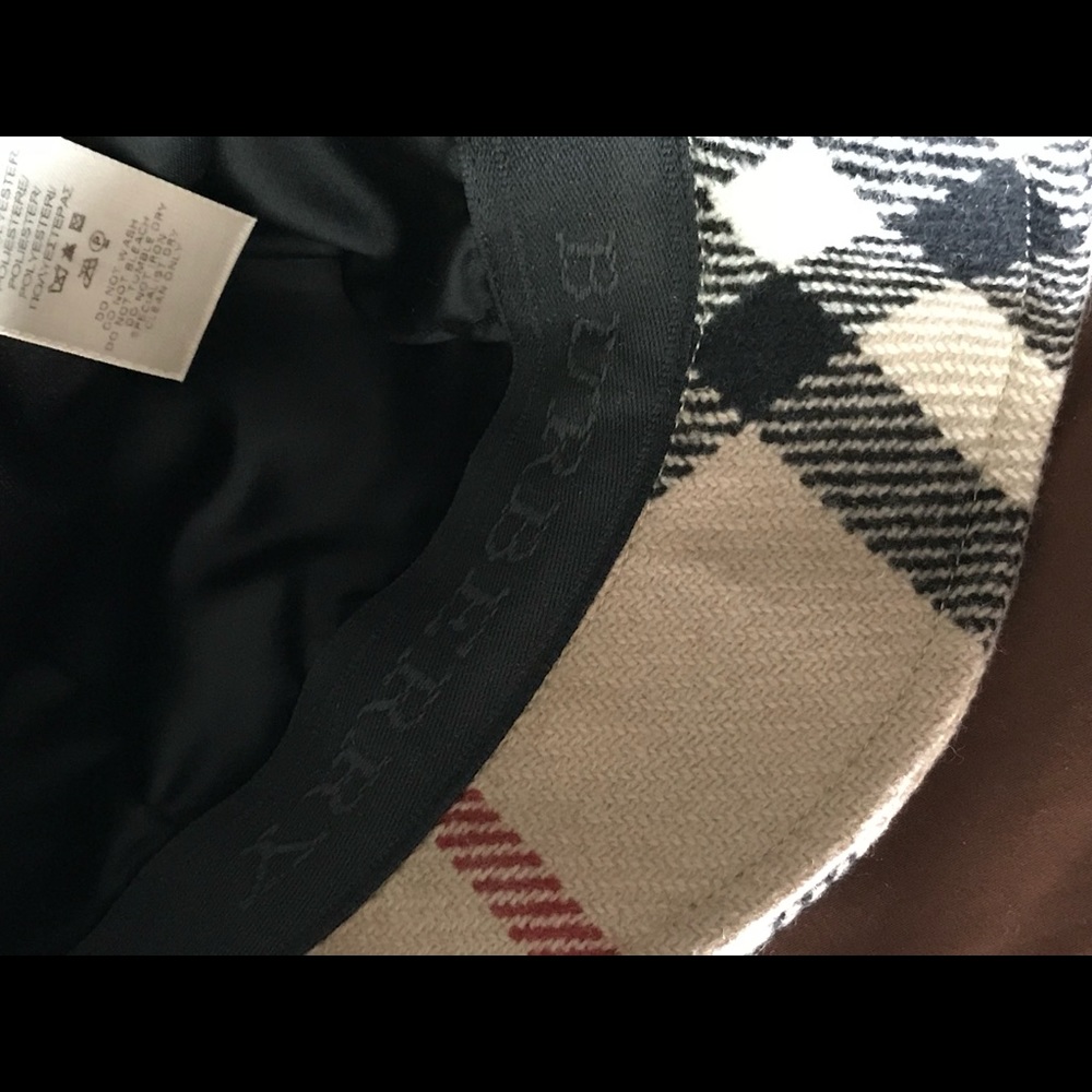 Authentic Burberry wool satin lined newsboy hat - Picture 2 of 5